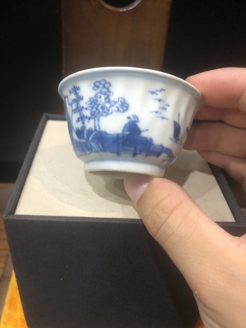 古玩陶瓷青花杯真品鑒賞圖