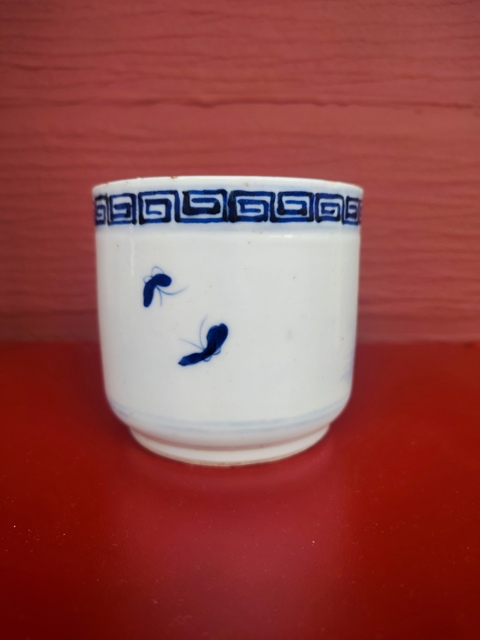 古玩陶瓷青花圈足筒式香爐真品鑒賞圖
