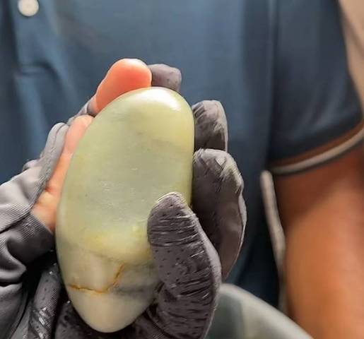 古玩玉器和田青花籽料原石真品鑒賞圖