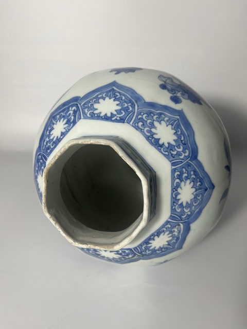 古玩陶瓷明天啟四季花卉紋青花罐真品鑒賞圖