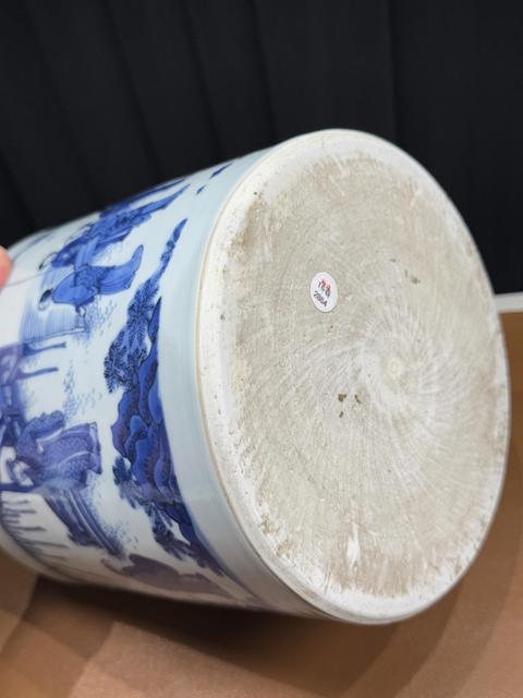 古玩陶瓷青花人物故事紋筆筒真品鑒賞圖