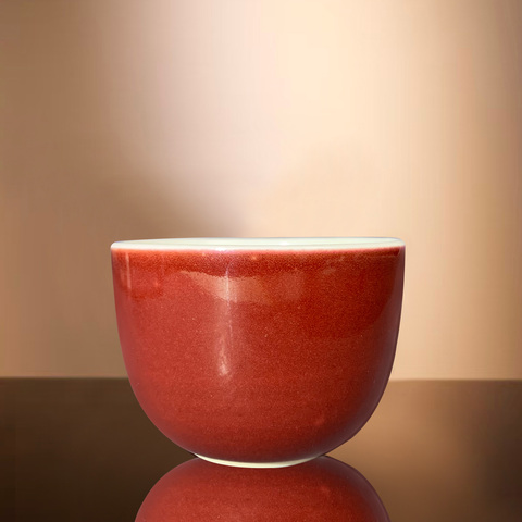 古玩陶瓷紅釉臥足杯真品鑒賞圖
