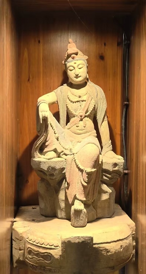 古玩雜項菩薩木雕真品鑒賞圖
