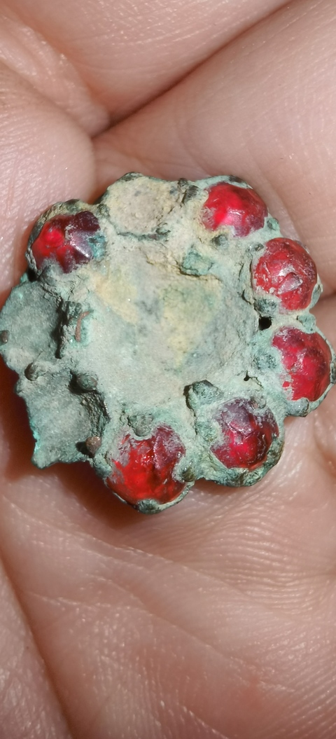 古玩玉器嵌寶石色琉璃帽飾真品鑒賞圖
