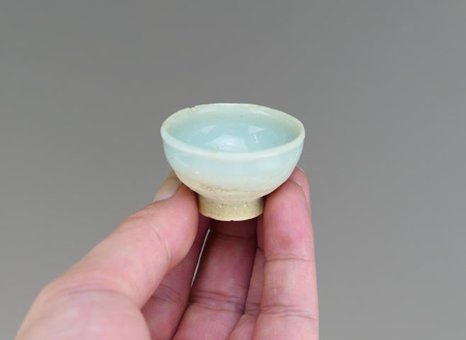 古玩陶瓷明代.影青釉杯拍賣,當前價格1元