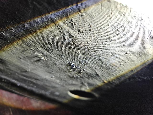 古玩陶瓷粉彩花卉觀音雕像真品鑒賞圖