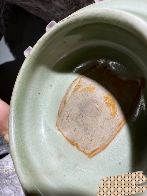 古玩陶瓷龍泉青瓷蓋真品鑒賞圖
