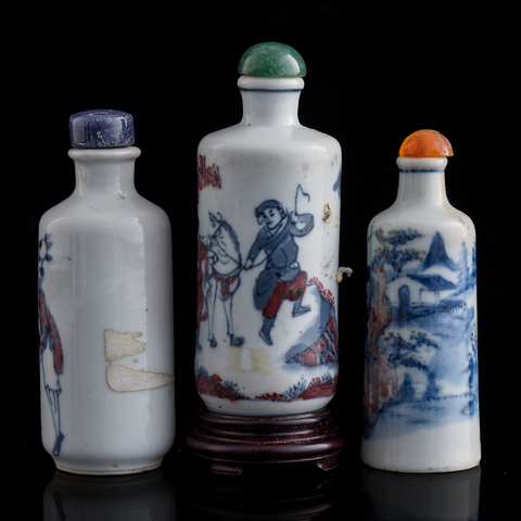 古玩陶瓷青花釉里紅人物故事鼻煙壺真品鑒賞圖