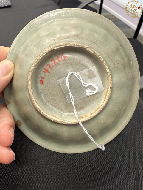 古玩陶瓷南宋龍泉窯雙魚洗真品鑒賞圖