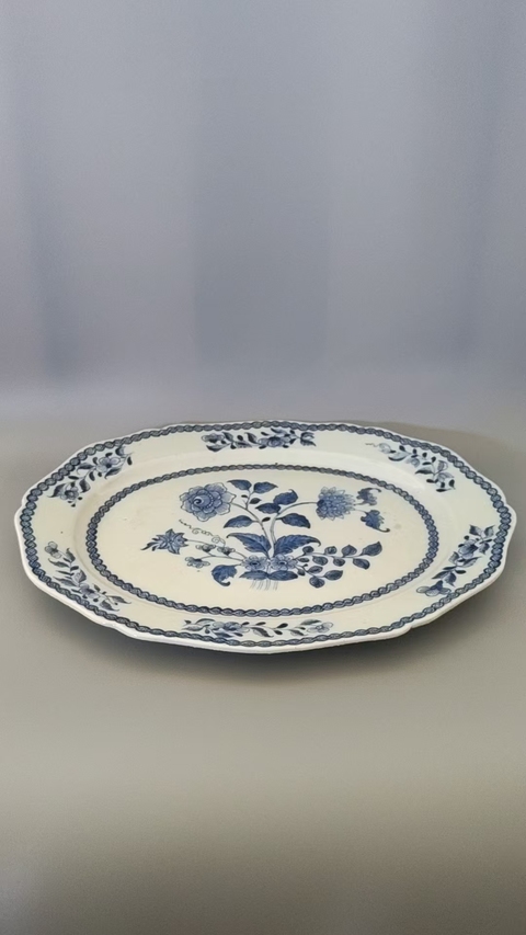 古玩陶瓷青花花卉紋盤真品鑒賞圖