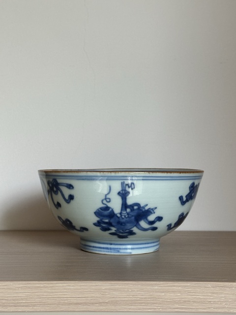 古玩陶瓷青花博古圖茶碗真品鑒賞圖