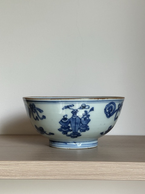 古玩陶瓷青花博古圖茶碗真品鑒賞圖
