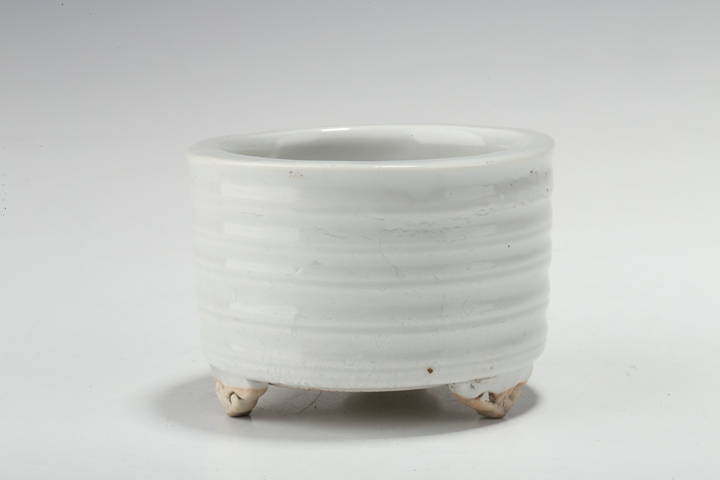 古玩陶瓷清晚·白釉弦紋香爐真品鑒賞圖