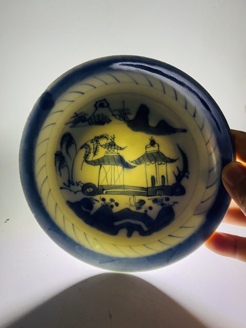 古玩陶瓷樓臺(tái)亭閣山水紋青花盤(pán)拍賣(mài),當(dāng)前價(jià)格0元