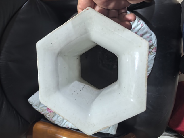 古玩陶瓷花鳥紋粉彩瓶真品鑒賞圖