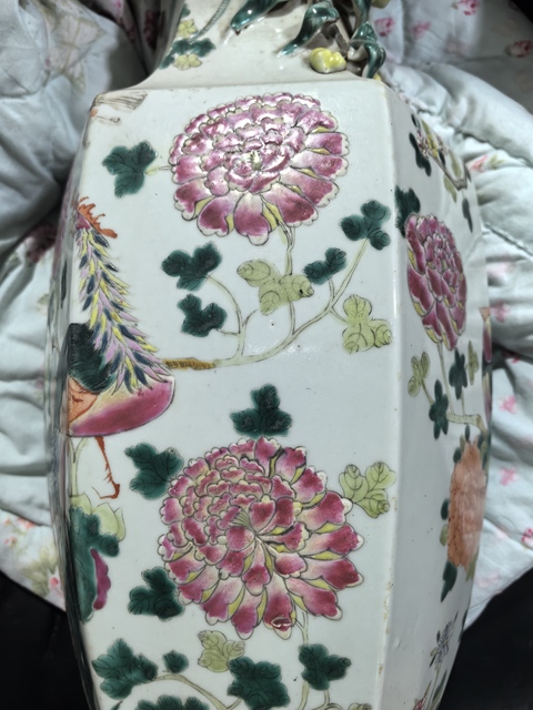古玩陶瓷花鳥紋粉彩瓶真品鑒賞圖