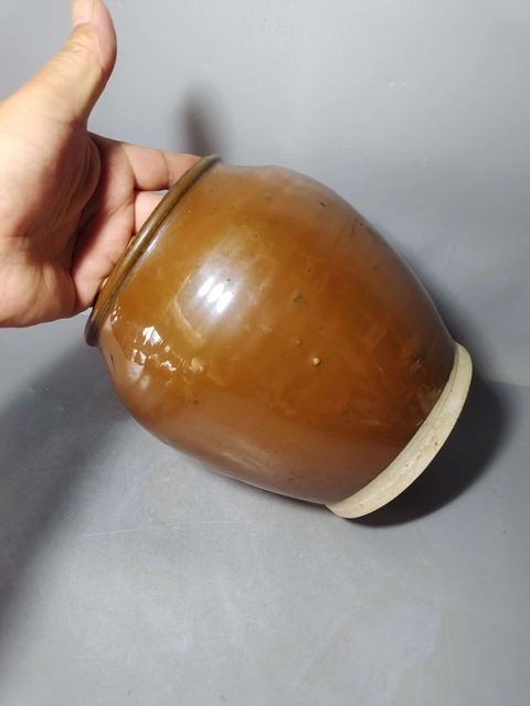 古玩陶瓷紫金釉罐真品鑒賞圖