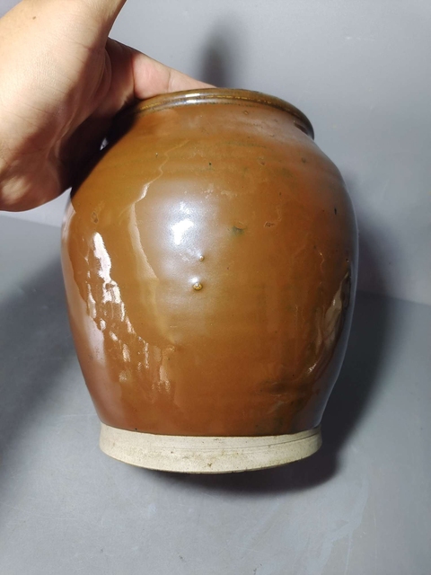 古玩陶瓷紫金釉罐真品鑒賞圖