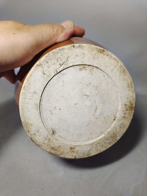 古玩陶瓷紫金釉罐真品鑒賞圖