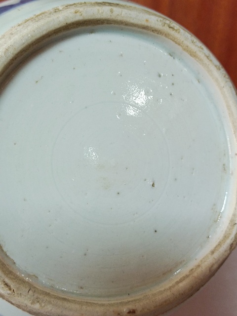 古玩陶瓷花卉紋青花罐真品鑒賞圖