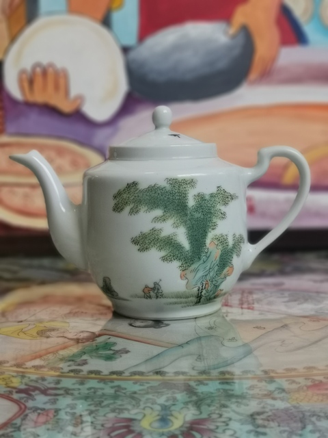 古玩陶瓷竹林人物紋執壺拍賣,當前價格1200元