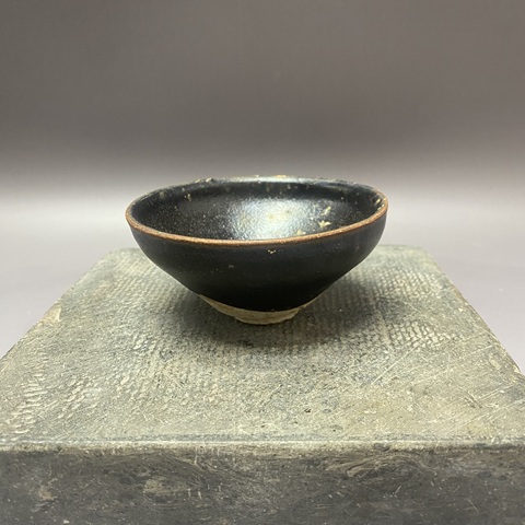 古玩陶瓷宋代黑釉盞拍賣,當前價格690元