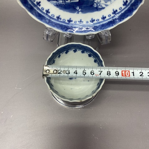 古玩陶瓷樓臺亭閣山水紋青花盤杯真品鑒賞圖