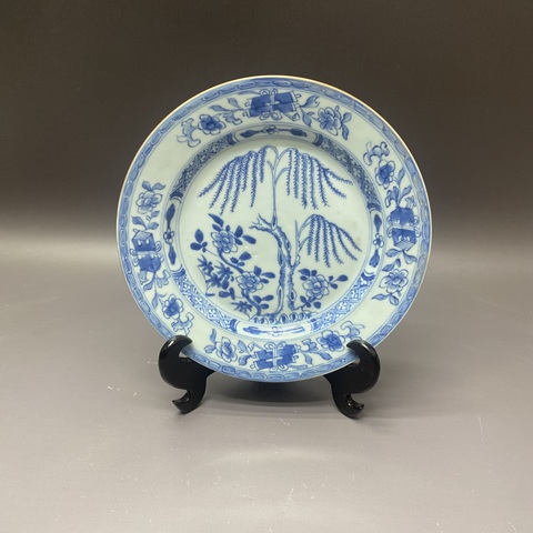 古玩陶瓷花卉紋青花盤真品鑒賞圖