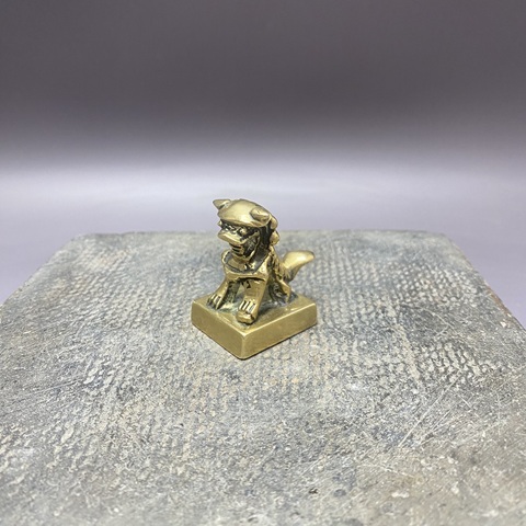 古玩陶瓷獅扭印章真品鑒賞圖