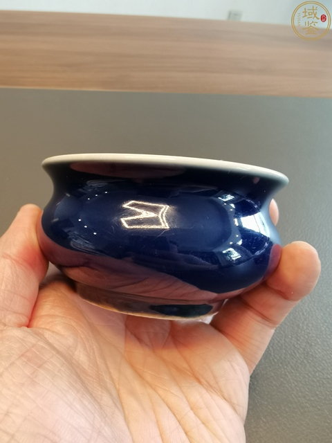 古玩陶瓷霽藍釉香爐真品鑒賞圖