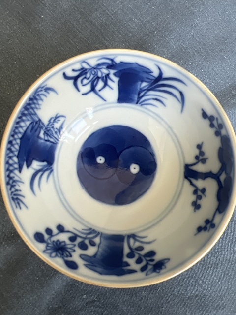 古玩陶瓷人物山水花卉紋青花碗真品鑒賞圖