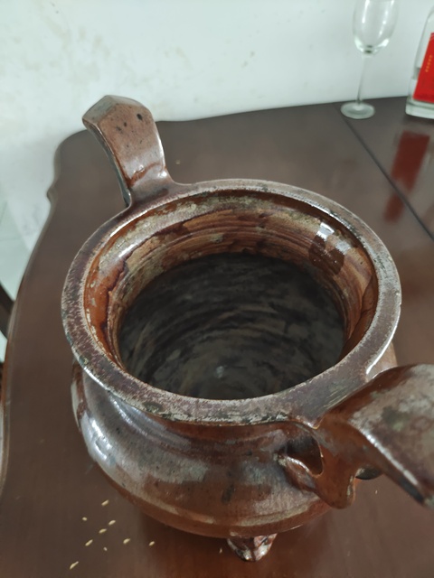 古玩陶瓷紫金釉三足雙耳香爐真品鑒賞圖