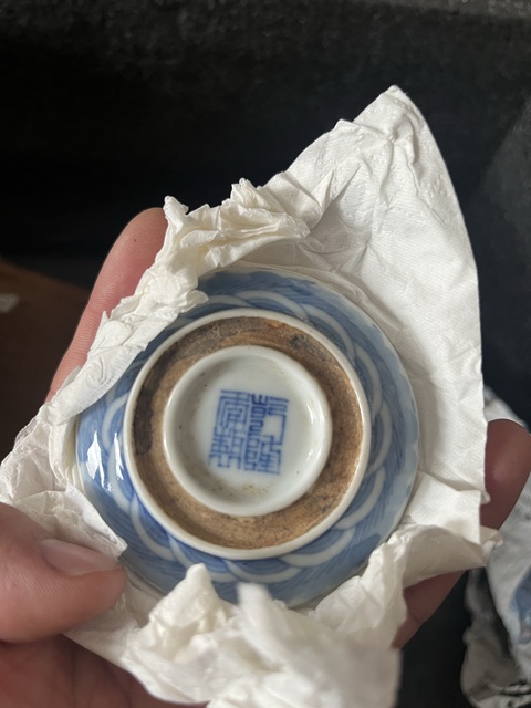 古玩陶瓷民國云龍紋青花印泥盒真品鑒賞圖
