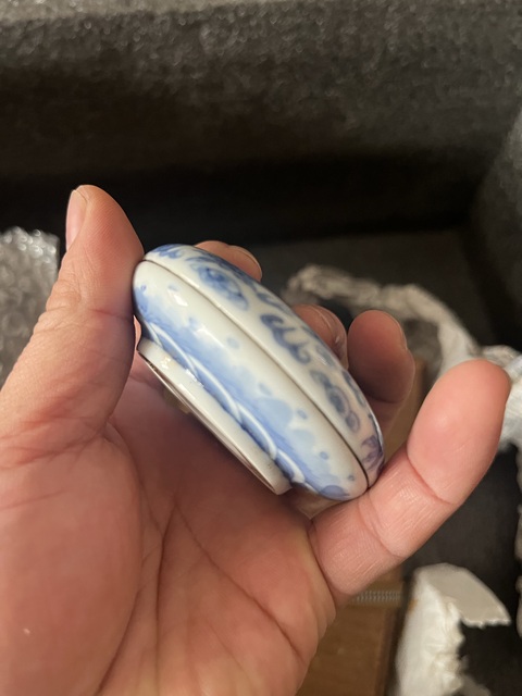 古玩陶瓷民國云龍紋青花印泥盒真品鑒賞圖