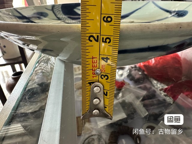 古玩陶瓷乾隆青花過墻龍盤真品鑒賞圖