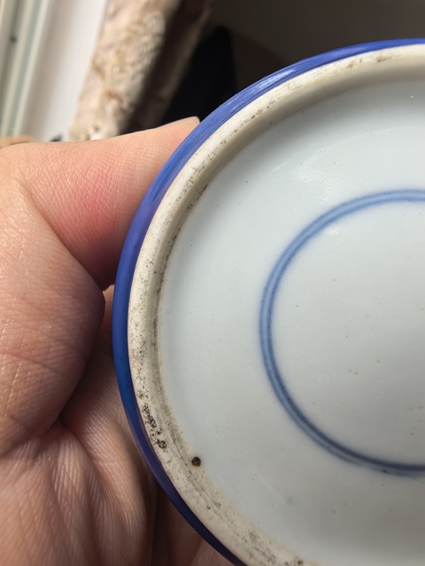 古玩陶瓷霽藍釉水盂真品鑒賞圖
