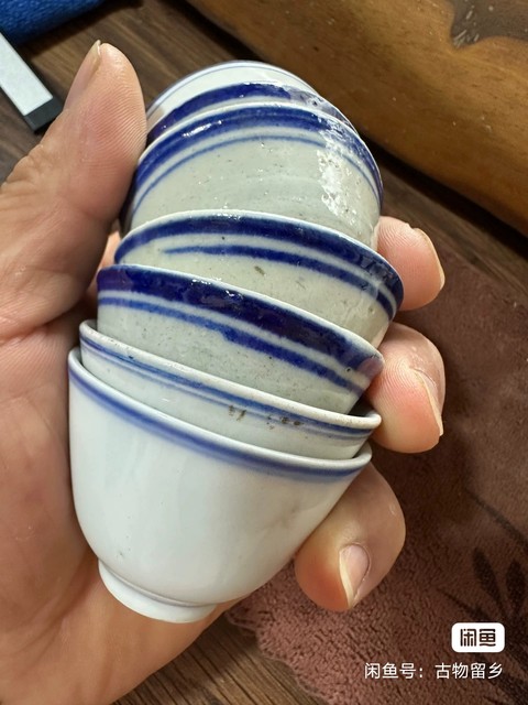 古玩陶瓷民國青花杯真品鑒賞圖