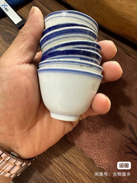 古玩陶瓷民國青花杯真品鑒賞圖