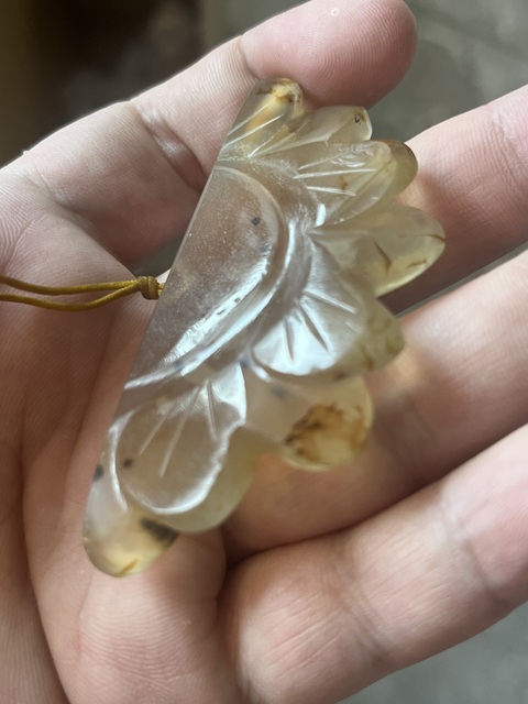古玩玉器瑪瑙雕“花卉牌”(殘改件)真品鑒賞圖