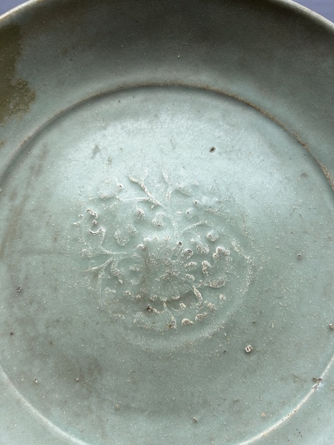 古玩陶瓷明代早期龍泉窯青釉印花盤拍賣,當前價格888元