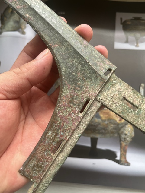 古玩銅器戰國銅戈真品鑒賞圖