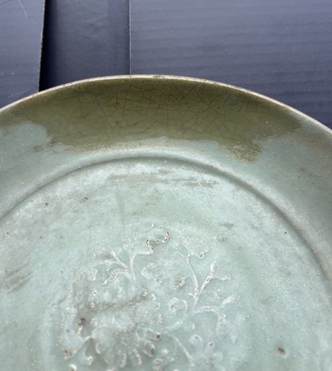 古玩陶瓷明代早期龍泉窯青釉印花盤拍賣,當前價格888元
