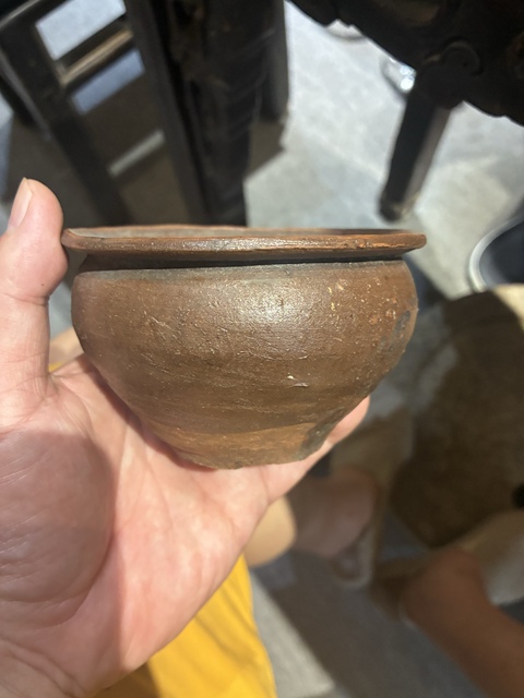 古玩陶瓷洪塘窯褐釉罐真品鑒賞圖