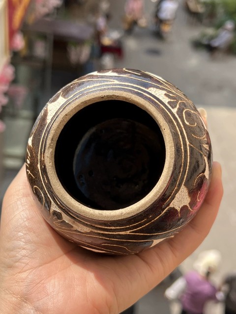 古玩陶瓷磁州窯刻花罐子真品鑒賞圖
