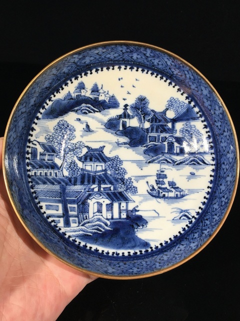 古玩陶瓷青花山水人物紋杯碟真品鑒賞圖