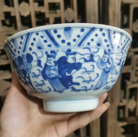 古玩陶瓷青花正面龍紋八蠻進寶碗真品鑒賞圖