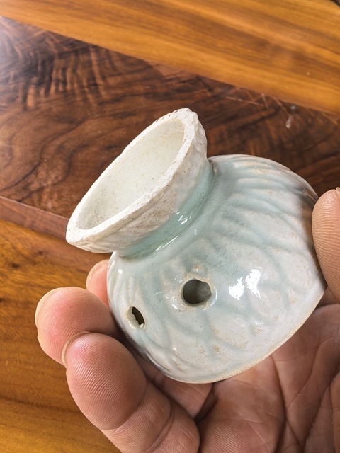 古玩陶瓷青白釉刻花燭臺(tái)真品鑒賞圖