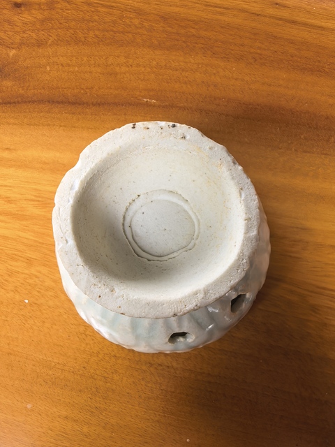 古玩陶瓷青白釉刻花燭臺(tái)真品鑒賞圖