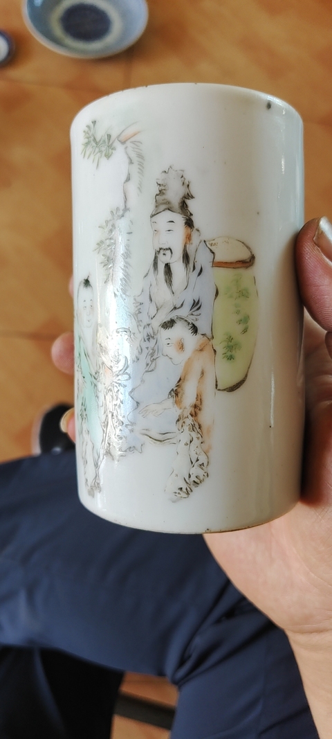 古玩陶瓷粉彩筆筒真品鑒賞圖