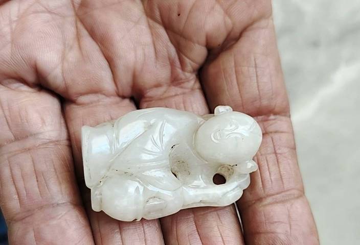 古玩玉器和田玉雕“童子”真品鑒賞圖
